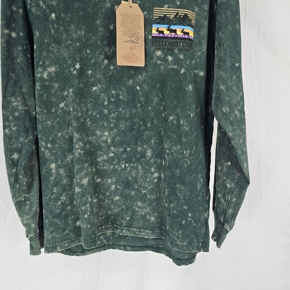 U.S. Vintage Yellowstone National Park Green Acid Wash Long Sleeve Graphic Small - Picture 2 of 6